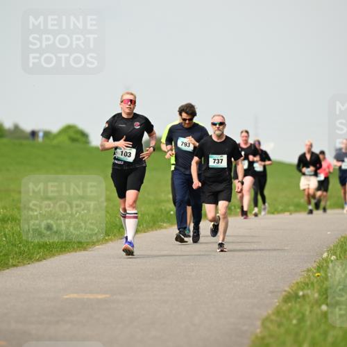 10.05.2026 - 8. Wedeler Halbmarathon Dr. Thomas Lammeyer http://msf.ph/oto/9703213 10.05.2026 11:49:57 Laufen 103, 793, 737 meine-sportfotos.de