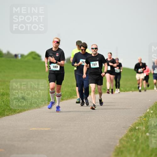 10.05.2026 - 8. Wedeler Halbmarathon Dr. Thomas Lammeyer http://msf.ph/oto/9703215 10.05.2026 11:49:57 Laufen 103, 793, 737 meine-sportfotos.de