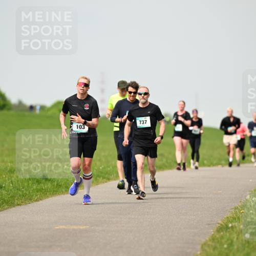 10.05.2026 - 8. Wedeler Halbmarathon Dr. Thomas Lammeyer http://msf.ph/oto/9703220 10.05.2026 11:49:58 Laufen 103, 737 meine-sportfotos.de