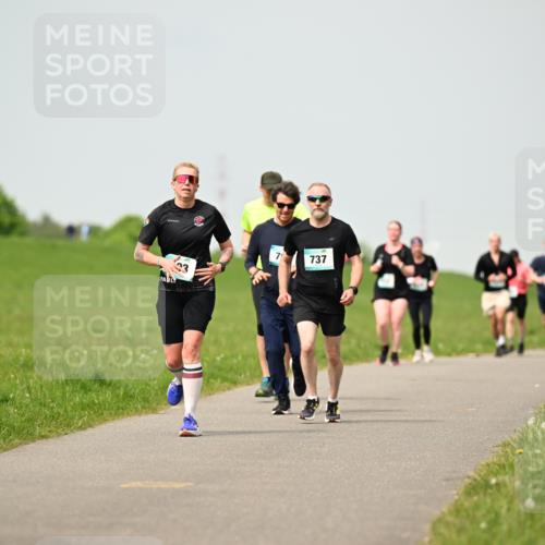 10.05.2026 - 8. Wedeler Halbmarathon Dr. Thomas Lammeyer http://msf.ph/oto/9703228 10.05.2026 11:49:58 Laufen 737 meine-sportfotos.de