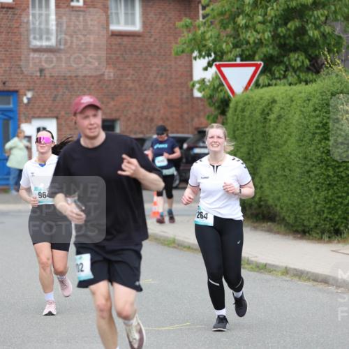 10.05.2026 - 8. Wedeler Halbmarathon Andreas Tolksdorf http://msf.ph/oto/9703238 10.05.2026 10:29:46 Laufen 964, 02, 264 meine-sportfotos.de