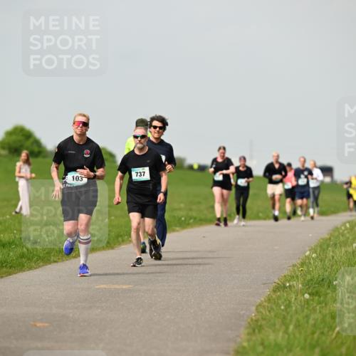 10.05.2026 - 8. Wedeler Halbmarathon Dr. Thomas Lammeyer http://msf.ph/oto/9703248 10.05.2026 11:49:59 Laufen 103, 737 meine-sportfotos.de