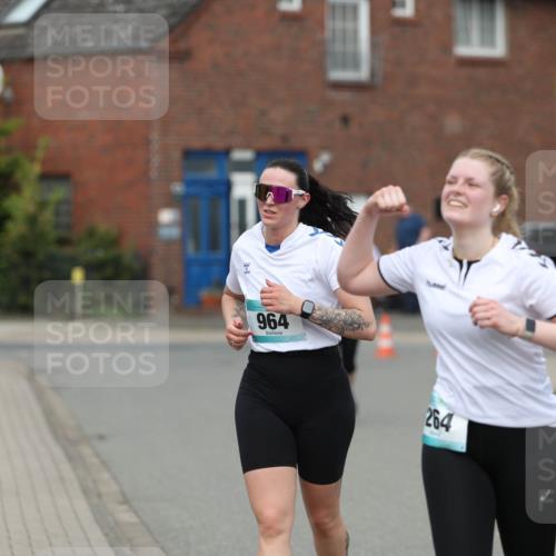 10.05.2026 - 8. Wedeler Halbmarathon Andreas Tolksdorf http://msf.ph/oto/9703265 10.05.2026 10:29:49 Laufen 964, 264 meine-sportfotos.de