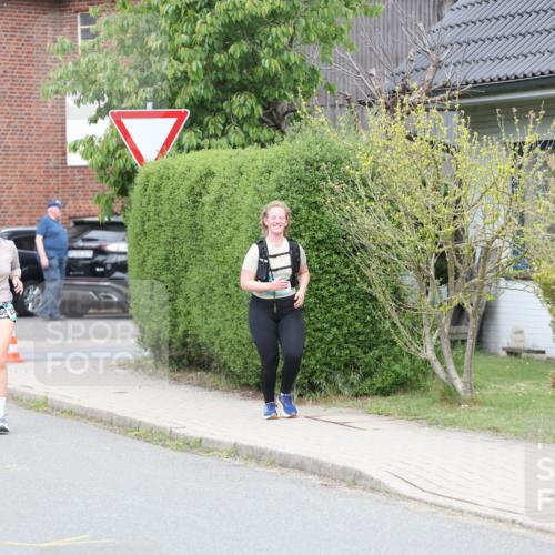 10.05.2026 - 8. Wedeler Halbmarathon Andreas Tolksdorf http://msf.ph/oto/9703307 10.05.2026 10:30:14 Laufen  meine-sportfotos.de