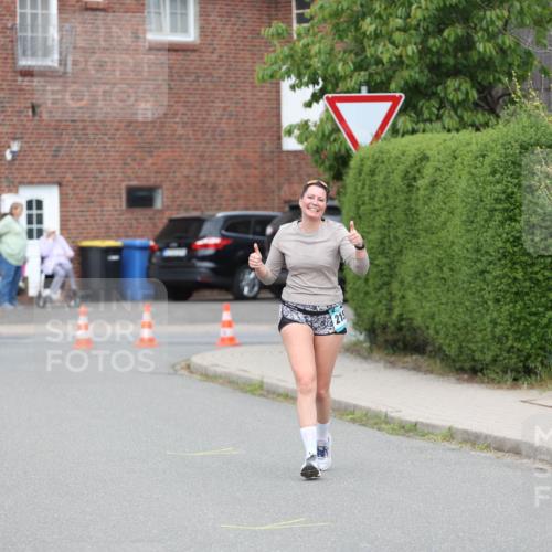 10.05.2026 - 8. Wedeler Halbmarathon Andreas Tolksdorf http://msf.ph/oto/9703332 10.05.2026 10:30:17 Laufen  meine-sportfotos.de