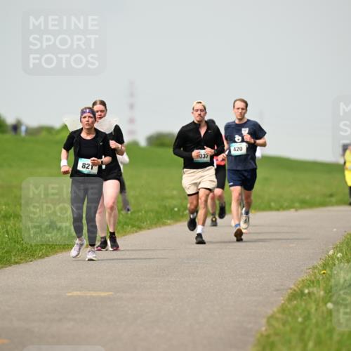 10.05.2026 - 8. Wedeler Halbmarathon Dr. Thomas Lammeyer http://msf.ph/oto/9703373 10.05.2026 11:50:08 Laufen 821, 037, 420 meine-sportfotos.de
