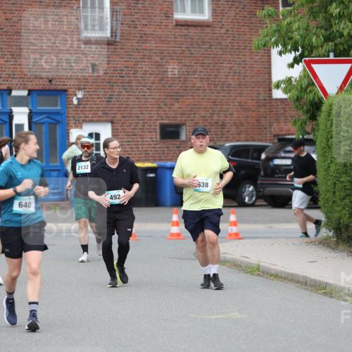 10.05.2026 - 8. Wedeler Halbmarathon Andreas Tolksdorf http://msf.ph/oto/9703400 10.05.2026 10:30:33 Laufen 641, 20, 640, 2132, 492, 538 meine-sportfotos.de
