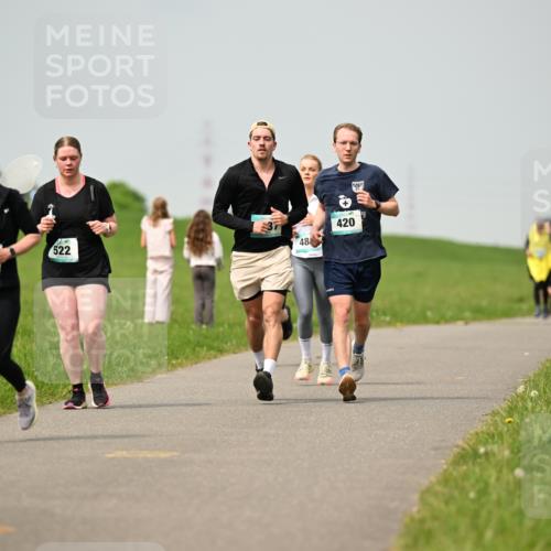 10.05.2026 - 8. Wedeler Halbmarathon Dr. Thomas Lammeyer http://msf.ph/oto/9703414 10.05.2026 11:50:10 Laufen 522, 420 meine-sportfotos.de
