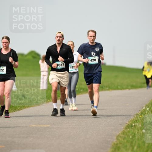 10.05.2026 - 8. Wedeler Halbmarathon Dr. Thomas Lammeyer http://msf.ph/oto/9703432 10.05.2026 11:50:11 Laufen 522, 1037, 482, 420 meine-sportfotos.de