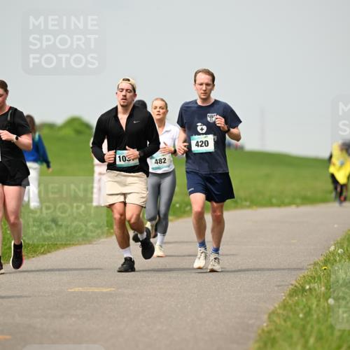 10.05.2026 - 8. Wedeler Halbmarathon Dr. Thomas Lammeyer http://msf.ph/oto/9703434 10.05.2026 11:50:11 Laufen 522, 420, 103, 482 meine-sportfotos.de