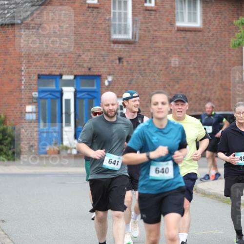 10.05.2026 - 8. Wedeler Halbmarathon Andreas Tolksdorf http://msf.ph/oto/9703439 10.05.2026 10:30:36 Laufen 641, 640, 492 meine-sportfotos.de