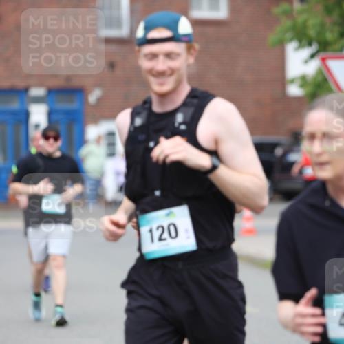 10.05.2026 - 8. Wedeler Halbmarathon Andreas Tolksdorf http://msf.ph/oto/9703466 10.05.2026 10:30:41 Laufen 120, 492 meine-sportfotos.de
