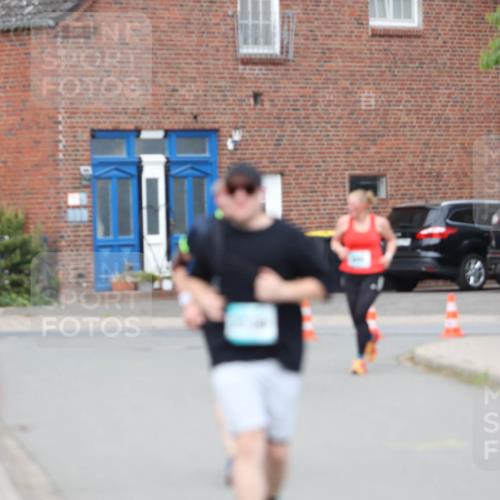 10.05.2026 - 8. Wedeler Halbmarathon Andreas Tolksdorf http://msf.ph/oto/9703469 10.05.2026 10:30:44 Laufen  meine-sportfotos.de