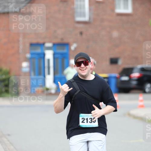 10.05.2026 - 8. Wedeler Halbmarathon Andreas Tolksdorf http://msf.ph/oto/9703481 10.05.2026 10:30:45 Laufen 2130 meine-sportfotos.de