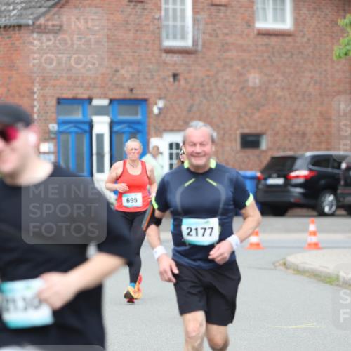 10.05.2026 - 8. Wedeler Halbmarathon Andreas Tolksdorf http://msf.ph/oto/9703489 10.05.2026 10:30:46 Laufen 2130, 695, 2177 meine-sportfotos.de