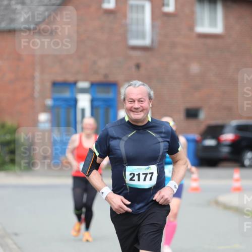 10.05.2026 - 8. Wedeler Halbmarathon Andreas Tolksdorf http://msf.ph/oto/9703495 10.05.2026 10:30:47 Laufen 2177 meine-sportfotos.de