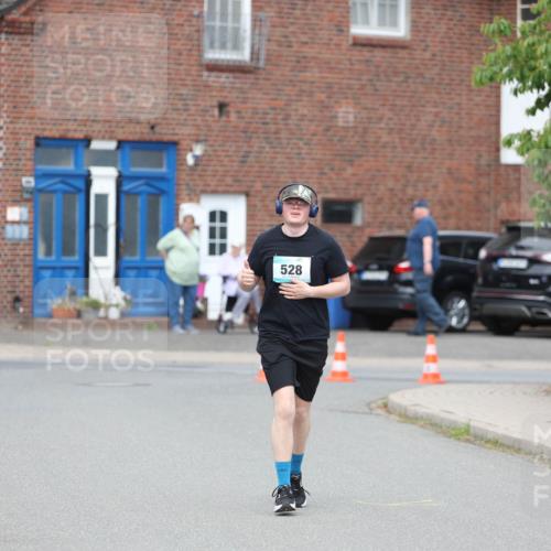 10.05.2026 - 8. Wedeler Halbmarathon Andreas Tolksdorf http://msf.ph/oto/9703567 10.05.2026 10:31:01 Laufen 528 meine-sportfotos.de