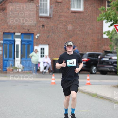 10.05.2026 - 8. Wedeler Halbmarathon Andreas Tolksdorf http://msf.ph/oto/9703578 10.05.2026 10:31:02 Laufen 528 meine-sportfotos.de