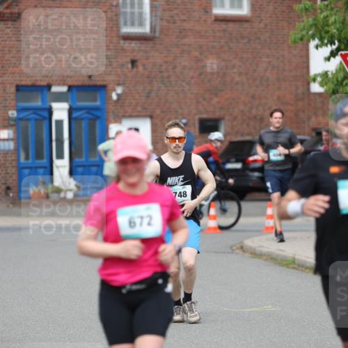 10.05.2026 - 8. Wedeler Halbmarathon Andreas Tolksdorf http://msf.ph/oto/9703642 10.05.2026 10:31:35 Laufen 672, 748, 671 meine-sportfotos.de