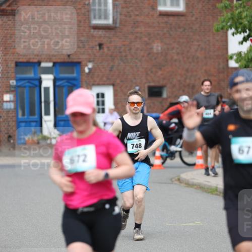 10.05.2026 - 8. Wedeler Halbmarathon Andreas Tolksdorf http://msf.ph/oto/9703649 10.05.2026 10:31:35 Laufen 672, 748, 4134, 671 meine-sportfotos.de