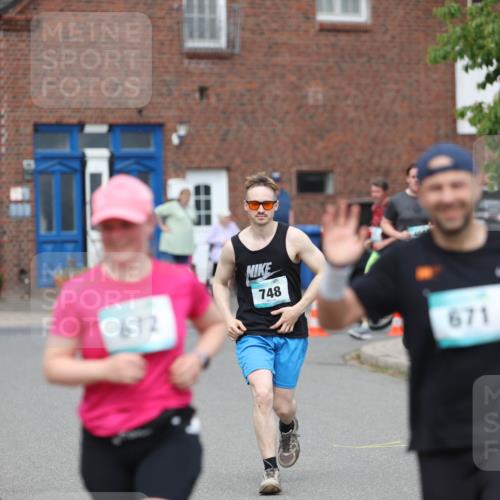 10.05.2026 - 8. Wedeler Halbmarathon Andreas Tolksdorf http://msf.ph/oto/9703661 10.05.2026 10:31:35 Laufen 672, 748, 671 meine-sportfotos.de