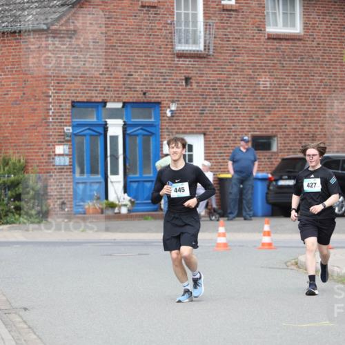 10.05.2026 - 8. Wedeler Halbmarathon Andreas Tolksdorf http://msf.ph/oto/9703872 10.05.2026 10:32:12 Laufen 445, 427 meine-sportfotos.de