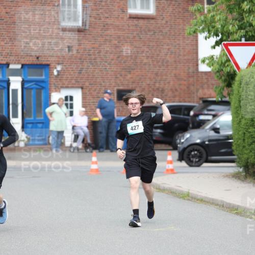 10.05.2026 - 8. Wedeler Halbmarathon Andreas Tolksdorf http://msf.ph/oto/9703878 10.05.2026 10:32:14 Laufen 445, 427 meine-sportfotos.de