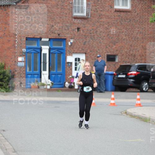 10.05.2026 - 8. Wedeler Halbmarathon Andreas Tolksdorf http://msf.ph/oto/9703916 10.05.2026 10:32:29 Laufen 70 meine-sportfotos.de