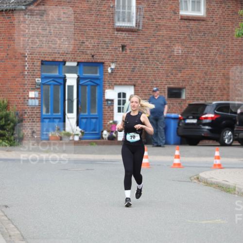 10.05.2026 - 8. Wedeler Halbmarathon Andreas Tolksdorf http://msf.ph/oto/9703924 10.05.2026 10:32:29 Laufen 70 meine-sportfotos.de
