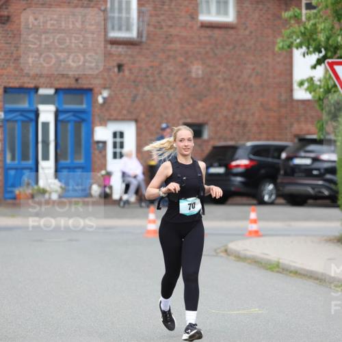 10.05.2026 - 8. Wedeler Halbmarathon Andreas Tolksdorf http://msf.ph/oto/9703944 10.05.2026 10:32:31 Laufen 70 meine-sportfotos.de