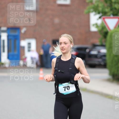 10.05.2026 - 8. Wedeler Halbmarathon Andreas Tolksdorf http://msf.ph/oto/9703967 10.05.2026 10:32:35 Laufen 70 meine-sportfotos.de