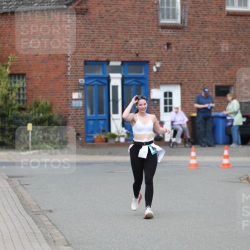 10.05.2026 - 8. Wedeler Halbmarathon Andreas Tolksdorf http://msf.ph/oto/9703977 10.05.2026 10:33:18 Laufen  meine-sportfotos.de
