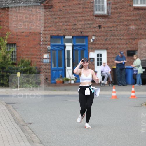 10.05.2026 - 8. Wedeler Halbmarathon Andreas Tolksdorf http://msf.ph/oto/9703981 10.05.2026 10:33:18 Laufen  meine-sportfotos.de
