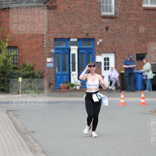 10.05.2026 - 8. Wedeler Halbmarathon Andreas Tolksdorf http://msf.ph/oto/9703982 10.05.2026 10:33:18 Laufen  meine-sportfotos.de
