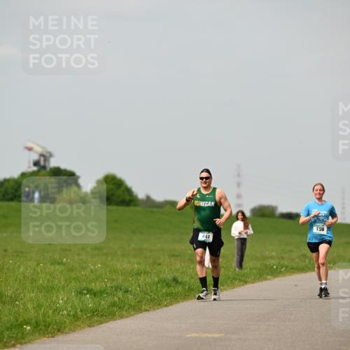 10.05.2026 - 8. Wedeler Halbmarathon Dr. Thomas Lammeyer http://msf.ph/oto/9704116 10.05.2026 11:51:13 Laufen 159, 441 meine-sportfotos.de