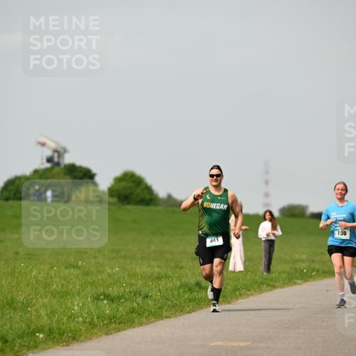 10.05.2026 - 8. Wedeler Halbmarathon Dr. Thomas Lammeyer http://msf.ph/oto/9704125 10.05.2026 11:51:13 Laufen 441, 2018, 159 meine-sportfotos.de