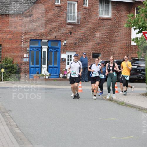 10.05.2026 - 8. Wedeler Halbmarathon Andreas Tolksdorf http://msf.ph/oto/9704134 10.05.2026 10:34:19 Laufen 488, 487, 304, 2620 meine-sportfotos.de