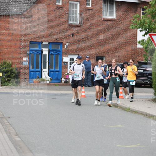 10.05.2026 - 8. Wedeler Halbmarathon Andreas Tolksdorf http://msf.ph/oto/9704140 10.05.2026 10:34:19 Laufen 488, 487, 04, 37, 0492 meine-sportfotos.de