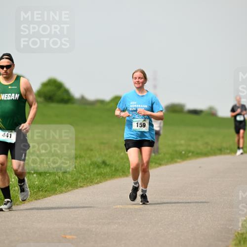 10.05.2026 - 8. Wedeler Halbmarathon Dr. Thomas Lammeyer http://msf.ph/oto/9704156 10.05.2026 11:51:16 Laufen 201, 441, 159 meine-sportfotos.de