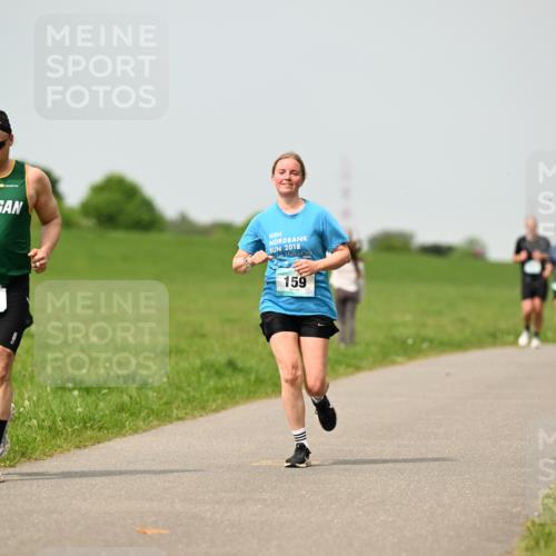 10.05.2026 - 8. Wedeler Halbmarathon Dr. Thomas Lammeyer http://msf.ph/oto/9704160 10.05.2026 11:51:17 Laufen 441, 2018, 159 meine-sportfotos.de