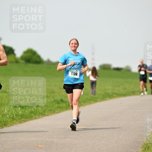 10.05.2026 - 8. Wedeler Halbmarathon Dr. Thomas Lammeyer http://msf.ph/oto/9704165 10.05.2026 11:51:17 Laufen 018, 441, 159 meine-sportfotos.de