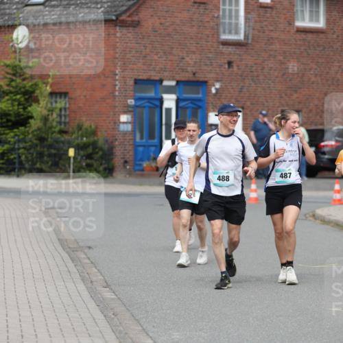 10.05.2026 - 8. Wedeler Halbmarathon Andreas Tolksdorf http://msf.ph/oto/9704185 10.05.2026 10:34:25 Laufen 488, 487, 304 meine-sportfotos.de