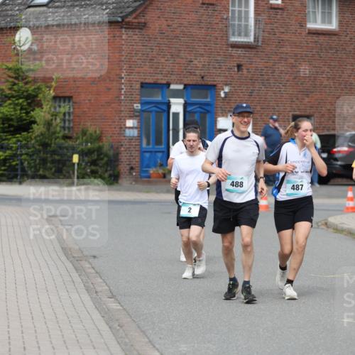 10.05.2026 - 8. Wedeler Halbmarathon Andreas Tolksdorf http://msf.ph/oto/9704192 10.05.2026 10:34:26 Laufen 2, 488, 487, 31 meine-sportfotos.de