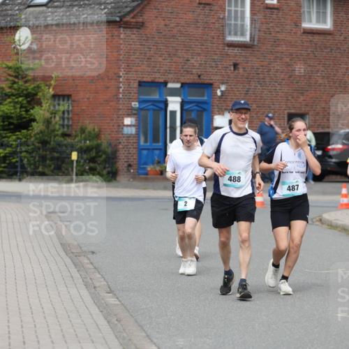 10.05.2026 - 8. Wedeler Halbmarathon Andreas Tolksdorf http://msf.ph/oto/9704194 10.05.2026 10:34:26 Laufen 2, 488, 487, 37 meine-sportfotos.de