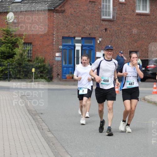 10.05.2026 - 8. Wedeler Halbmarathon Andreas Tolksdorf http://msf.ph/oto/9704196 10.05.2026 10:34:26 Laufen 2, 488, 487, 31 meine-sportfotos.de