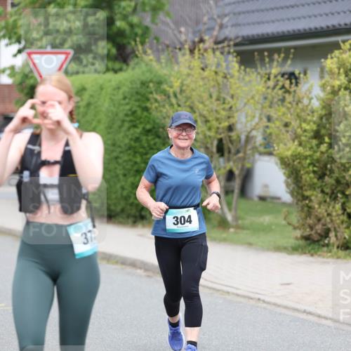 10.05.2026 - 8. Wedeler Halbmarathon Andreas Tolksdorf http://msf.ph/oto/9704229 10.05.2026 10:34:30 Laufen 37, 304 meine-sportfotos.de