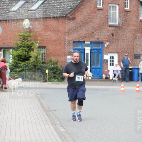 10.05.2026 - 8. Wedeler Halbmarathon Andreas Tolksdorf http://msf.ph/oto/9704279 10.05.2026 10:35:10 Laufen 211 meine-sportfotos.de