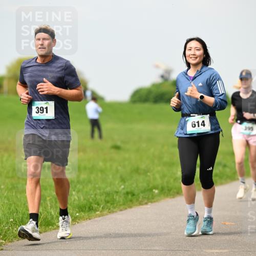 10.05.2026 - 8. Wedeler Halbmarathon Dr. Thomas Lammeyer http://msf.ph/oto/9704415 10.05.2026 11:51:48 Laufen 391, 614, 395, 691 meine-sportfotos.de