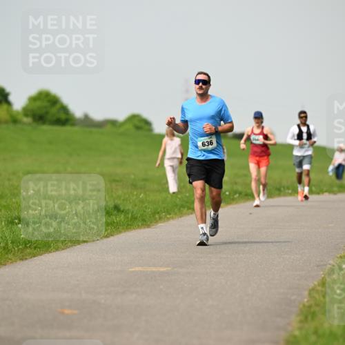 10.05.2026 - 8. Wedeler Halbmarathon Dr. Thomas Lammeyer http://msf.ph/oto/9704458 10.05.2026 11:51:52 Laufen 636 meine-sportfotos.de