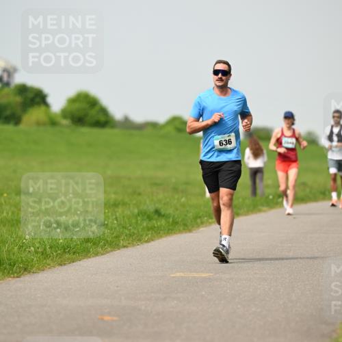 10.05.2026 - 8. Wedeler Halbmarathon Dr. Thomas Lammeyer http://msf.ph/oto/9704473 10.05.2026 11:51:53 Laufen 636 meine-sportfotos.de